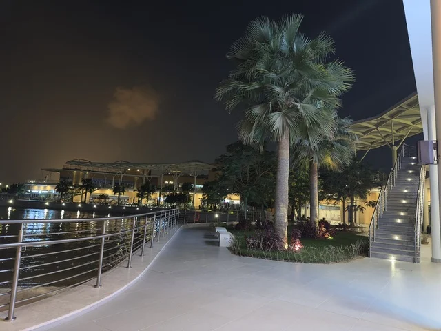 A complete entertainment and commercial landmark, The Move complex in Jubail Industrial City in the Eastern Province, is a modern entertainment destination for the Jubail Corniche, featuring cafes and restaurants for families and youth, with a vibrant atmosphere for 2025.