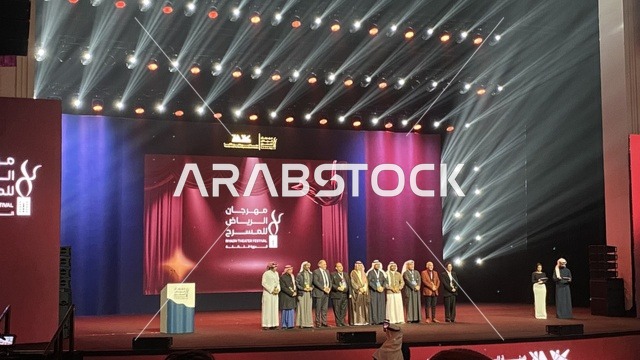 احتفالية فنية كبرى ، ختام مهرجان الرياض للمسرح فى مسرح الأميرة نورة بنت عبدالرحمن بالرياض يوم 24 من ديسمبر 2025 ،  ليلة استثنائية تحتفي بالفن والجمال ،  تكريم للمواهب المسرحية السعودية، تتويج لنجوم المسرح السعودي