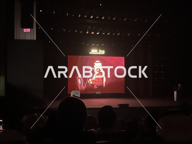 الفنان البحريني يوسف بوهلول فى ختام مهرجان الرياض للمسرح فى مسرح الأميرة نورة بنت عبدالرحمن بالرياض يوم 24 من ديسمبر 2025 ،  ليلة استثنائية تحتفي بالفن والجمال ،  تتويج لنجوم المسرح السعودي، احتفالية فنية كبرى