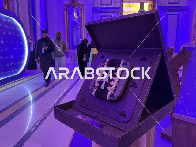 تجمع رواد الأعمال والخبراء والزوار، ورشة عمل وعرض تقديمي للشركات الناشئة ، تعزيز التواصل والابتكار ، مستقبل العمل الحر والتقنيات الحديثة في المملكة العربية السعودية، فعاليات ملتقى ريادة الأعمال وأنماط العمل الحديث (DeveGo 2025) في مركز الملك عبدالعزيز الدولي للمؤتمرات بمدينة الرياض، الفترة من 21 وحتى 23 من ديسمبر 2025