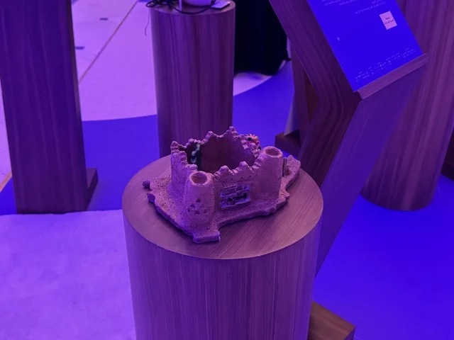 تجمع رواد الأعمال والخبراء والزوار، ورشة عمل وعرض تقديمي للشركات الناشئة ، تعزيز التواصل والابتكار ، مستقبل العمل الحر والتقنيات الحديثة في المملكة العربية السعودية، فعاليات ملتقى ريادة الأعمال وأنماط العمل الحديث (DeveGo 2025) في مركز الملك عبدالعزيز الدولي للمؤتمرات بمدينة الرياض، الفترة من 21 وحتى 23 من ديسمبر 2025