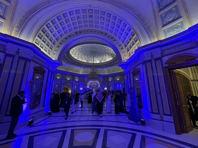 Enhancing communication and innovation, a gathering of entrepreneurs, experts, and visitors, the Entrepreneurship and Modern Work Styles Forum (DeveGo 2025) at the King Abdulaziz International Conference Center in Riyadh, from December 21 to 23, 2025, the future of freelance work and modern technologies in the Kingdom of Saudi Arabia.