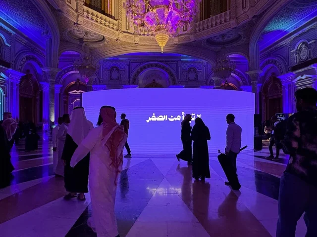 تعزيز التواصل والابتكار ،  تجمع رواد الأعمال والخبراء والزوار، ملتقى ريادة الأعمال وأنماط العمل الحديث (DeveGo 2025) في مركز الملك عبدالعزيز الدولي للمؤتمرات بمدينة الرياض، الفترة من 21 وحتى 23 من ديسمبر 2025 ، مستقبل العمل الحر والتقنيات الحديثة في المملكة العربية السعودية