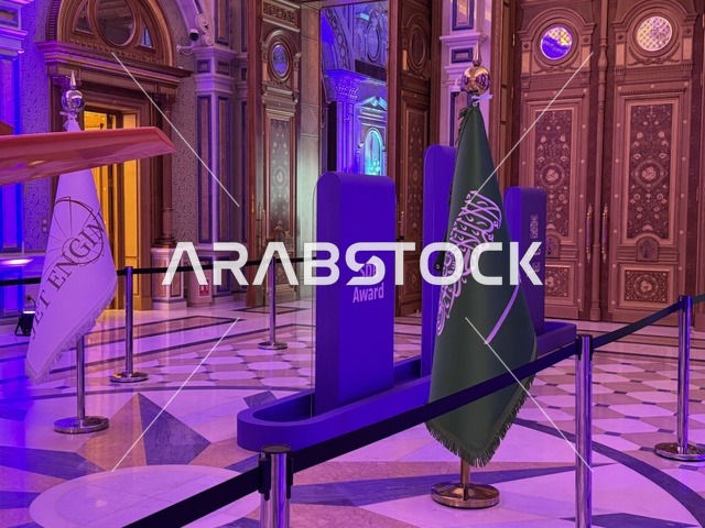 علم المملكة العربية السعودية شامخاً ، تضافر الجهود لإنجاح رؤية المملكة في قطاع الأعمال،  أعلام الدول والشركاء ، ملتقى ريادة الأعمال وأنماط العمل الحديث (DeveGo 2025) في مركز الملك عبدالعزيز الدولي للمؤتمرات بمدينة الرياض، الفترة من 21 وحتى 23 من ديسمبر 2025
