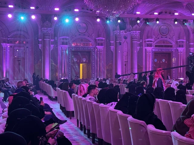 حفل توزيع الجوائز فى فعاليات ملتقى ريادة الأعمال وأنماط العمل الحديث (DeveGo 2025) في مركز الملك عبدالعزيز الدولي للمؤتمرات بمدينة الرياض، الفترة من 21 وحتى 23 من ديسمبر 2025 ، تجمع رواد الأعمال والخبراء والزوار ، مستقبل العمل الحر والتقنيات الحديثة في المملكة العربية السعودية