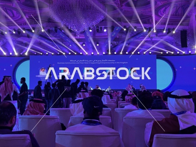 تكريم المشاركين فى فعاليات ملتقى ريادة الأعمال وأنماط العمل الحديث (DeveGo 2025) في مركز الملك عبدالعزيز الدولي للمؤتمرات بمدينة الرياض، الفترة من 21 وحتى 23 من ديسمبر 2025 ، تجمع رواد الأعمال والخبراء والزوار ، مستقبل العمل الحر والتقنيات الحديثة في المملكة العربية السعودية
