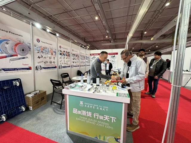 فرص استيراد وتوريد، ربط الموردين الصينيين بالسوق السعودي،  شراكات أعمال واستثمار ،منتجات صينية متنوعة، معرض تجاري دولي China Homelife Saudi Arabia Expo يوم  24 من ديسمبر 2025،  المملكة العربية السعودية، الرياض