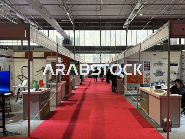 Business and investment partnerships, diverse Chinese products, international trade fair China Homelife Saudi Arabia Expo on December 24, 2025, Kingdom of Saudi Arabia, Riyadh, connecting Chinese suppliers with the Saudi market, import and supply opportunities.