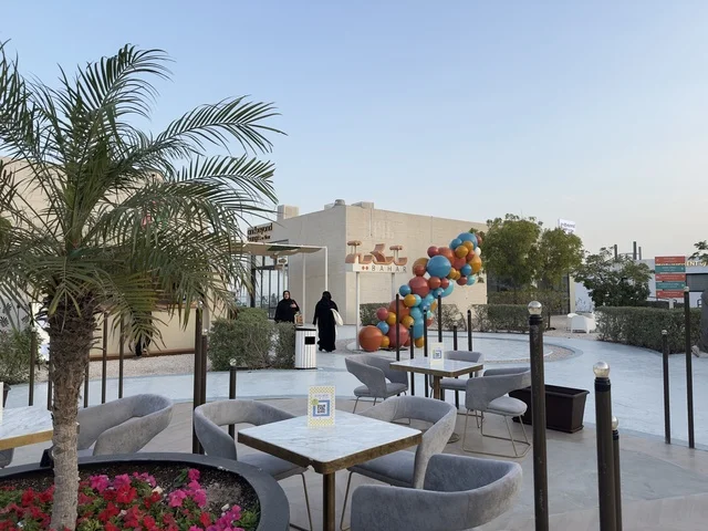 أجواء عائلية مميزة ، مطاعم ومقاهي بإطلالة ساحلية، وجهة سياحية وترفيهية بحرية ، تكية بحر فى المنطقه الشرقيه بالدمام يوم ٢٤ من ديسمبر ٢٠٢٥، المملكة العربية السعودية ، عروض وأنشطة ترفيهية متنوعة أجواء عائلية مميزة ، مطاعم ومقاهي بإطلالة ساحلية، وجهة سياحية وترفيهية بحرية ، تكية بحر فى المنطقه الشرقيه بالدمام يوم ٢٤ من ديسمبر ٢٠٢٥، المملكة العربية السعودية ، عروض وأنشطة ترفيهية متنوعة