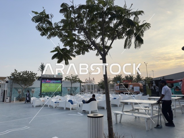 عروض وأنشطة ترفيهية متنوعة،  وجهة سياحية وترفيهية بحرية ، أجواء عائلية مميزة ، مطاعم ومقاهي بإطلالة ساحلية، تكية بحر فى المنطقه الشرقيه بالدمام يوم ٢٤ من ديسمبر ٢٠٢٥، المملكة العربية السعودية