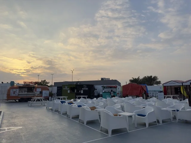 وجهة سياحية وترفيهية بحرية ، مطاعم ومقاهي راقية باطلالة ساحلية فى تكية بحر فى المنطقه الشرقيه بالدمام يوم ٢٤ من ديسمبر ٢٠٢٥، المملكة العربية السعودية ، عروض وأنشطة ترفيهية متنوعة، أجواء عائلية مميزة وجهة سياحية وترفيهية بحرية ، مطاعم ومقاهي راقية باطلالة ساحلية فى تكية بحر فى المنطقه الشرقيه بالدمام يوم ٢٤ من ديسمبر ٢٠٢٥، المملكة العربية السعودية ، عروض وأنشطة ترفيهية متنوعة، أجواء عائلية مميزة