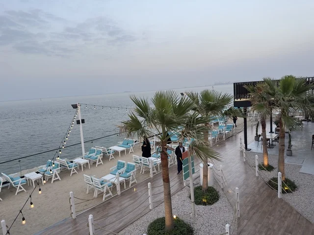 Diverse restaurants and cafes with a coastal view at Bahar Takiya in the Eastern Province of Dammam on December 24, 2025, Saudi Arabia, a tourist and recreational marine destination, enjoyable recreational activities.
