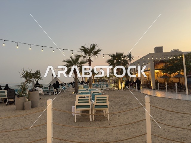 مطاعم ومقاهي متنوعة باطلالة ساحلية فى تكية بحر فى المنطقه الشرقيه بالدمام يوم ٢٤ من ديسمبر ٢٠٢٥، المملكة العربية السعودية  ، وجهة سياحية وترفيهية بحرية ،أنشطة ترفيهية ممتعه