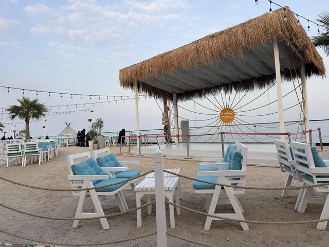 Elegant coastal atmosphere at Bahar Takiya in the Eastern Province of Dammam on December 24, 2025, Saudi Arabia, a marine tourism and entertainment destination, enjoyable recreational activities, diverse restaurants and cafes. Elegant coastal atmosphere at Bahar Takiya in the Eastern Province of Dammam on December 24, 2025, Saudi Arabia, a marine tourism and entertainment destination, enjoyable recreational activities, diverse restaurants and cafes.