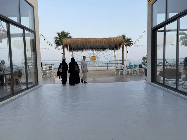Elegant coastal atmosphere at Bahar Takiya in the Eastern Province of Dammam on December 24, 2025, Saudi Arabia, a marine tourism and entertainment destination, enjoyable recreational activities, diverse restaurants and cafes.