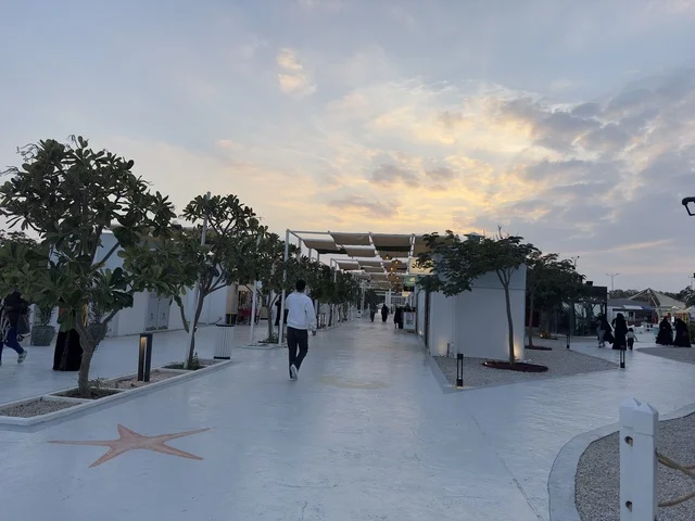 An exceptional experience on the shores at Bahar Takiya in the Eastern Province of Dammam on December 24, 2025, Saudi Arabia, a marine tourist destination, enjoyable recreational activities, diverse restaurants and cafes.