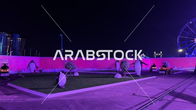 مجسمات البطريق في مهرجان هايد بارك الشتوي من 14 نوفمبر 2025 إلى 1 يناير 2026، فعالية موسم جدة 2025 ، ونتر وندرلاند جدة في حي الشاطئ بالقرب من الكورنيش على طريق الملك عبدالعزيز، وجهة ترفيهية شتوية كبرى