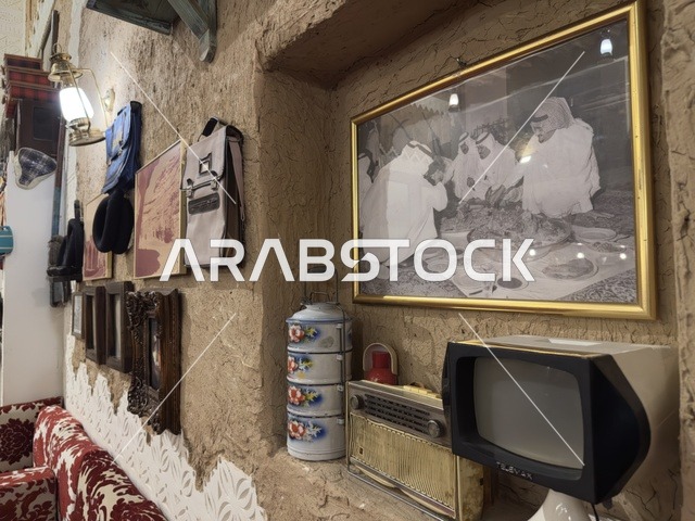 The interior design features the traditional Najdi or southern architectural style. The village is designed to reflect the traditional architecture of the region. The heritage folk village is a prominent museum and restaurant located on the Corniche of Dammam in the Kingdom of Saudi Arabia.