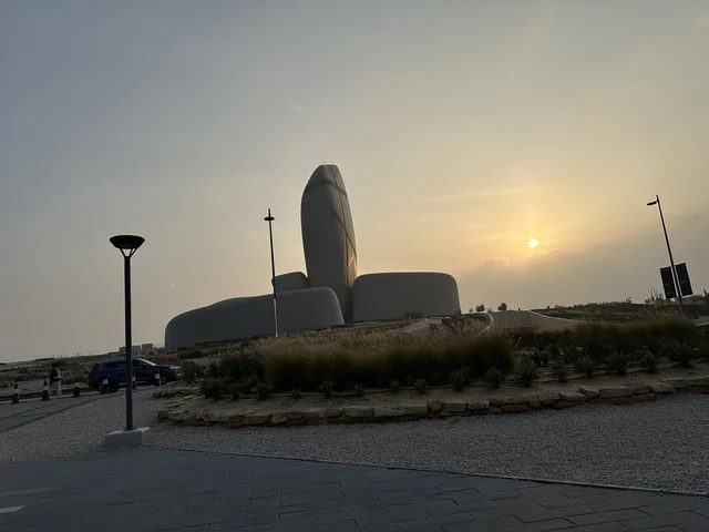 مهرجان للطعام فى حدائق إثراء الخارجية بالظهران، الشرقية ، المملكة العربية السعودية، يوم 28 من ديسمبر 2025 ،أجواء عائلية وترفيهية،  مطاعم مشهورة وعروض طهي حية، تجربة ترفيهية وتعليمية، نكهات عالمية متنوعة، جلسات خارجية ممتعه