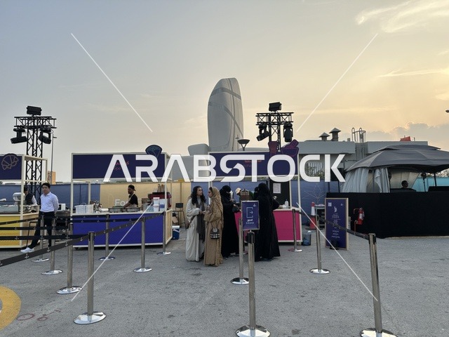 مهرجان للطعام فى حدائق إثراء الخارجية بالظهران، الشرقية ، المملكة العربية السعودية، يوم 28 من ديسمبر 2025 ،أجواء عائلية وترفيهية، تجربة ترفيهية وتعليمية، مطاعم دولية ومحلية ، نكهات عالمية متنوعة، جلسات خارجية ممتعه