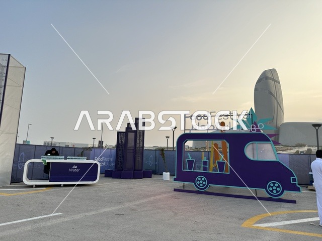 مهرجان للطعام فى حدائق إثراء الخارجية بالظهران، الشرقية ، المملكة العربية السعودية، يوم 28 من ديسمبر 2025 ،أجواء عائلية وترفيهية،  جلسات خارجية ممتعه، تجربة طعام عالمية، معالم ترفيهية وتعليمية، مطاعم دولية ومحلية