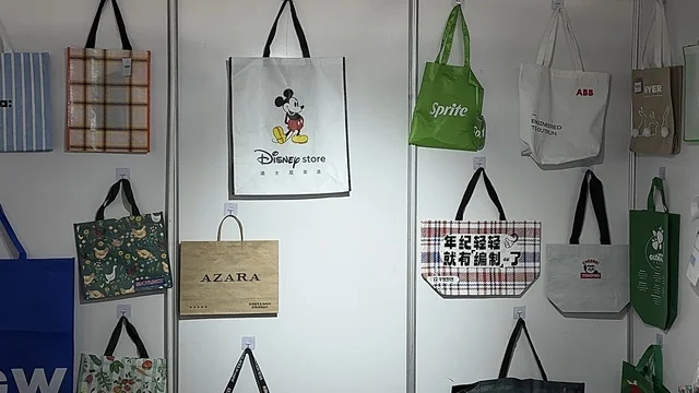 Diverse Chinese products for all visitors, the Chinese House Exhibition in Riyadh on December 22, 2025, Kingdom of Saudi Arabia, a journey through Chinese heritage and arts, exploring furniture and handicrafts, experiencing traditional cuisine.