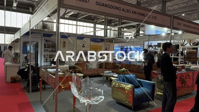 استكشاف الأثاث والحرف اليدوية، الفنون والحرف الصينية، منتجات صينية متنوعه  لجميع الزوار ، معرض البيت الصيني بالرياض يوم ٢٢ من ديسمبر 2025، المملكة العربية السعودية ،  تجربة المأكولات التقليدية