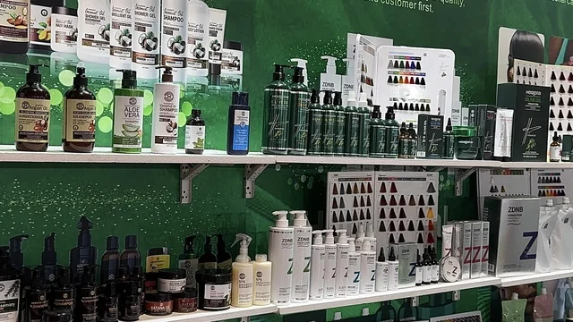 معرض البيت الصيني بالرياض يوم ٢٢ من ديسمبر 2025، المملكة العربية السعودية ، استكشاف الأثاث والحرف اليدوية، الفنون والحرف الصينية، منتجات صينية متنوعه لجميع الزوار ، الاجهزة و الالات والمعدات الكهربية ، تجربة المأكولات التقليدية معرض البيت الصيني بالرياض يوم ٢٢ من ديسمبر 2025، المملكة العربية السعودية ، استكشاف الأثاث والحرف اليدوية، الفنون والحرف الصينية، منتجات صينية متنوعه لجميع الزوار ، الاجهزة و الالات والمعدات الكهربية ، تجربة المأكولات التقليدية