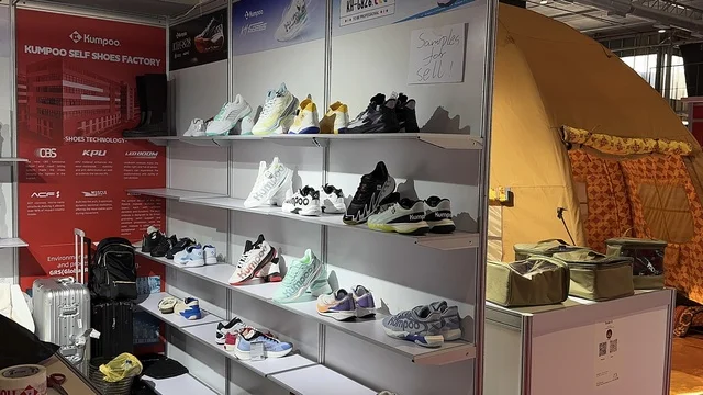 منتجات صينية متنوعه فى معرض البيت الصيني بالرياض يوم ٢٢ من ديسمبر 2025، المملكة العربية السعودية ، استكشاف الأثاث والحرف اليدوية، الفنون والحرف الصينية  ، فرص تجارية واستثمارية واعدة ،الاجهزة و الالات والمعدات الكهربية