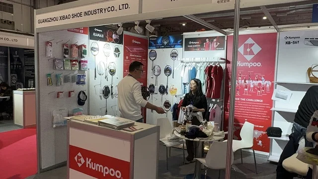 تعزيز التعاون التجاري فى معرض البيت الصيني بالرياض يوم ٢٢ من ديسمبر 2025، المملكة العربية السعودية ، استكشاف الأثاث والحرف اليدوية، الفنون والحرف الصينية  ، فرص تجارية واستثمارية واعدة ،الاجهزة و الالات والمعدات الكهربية