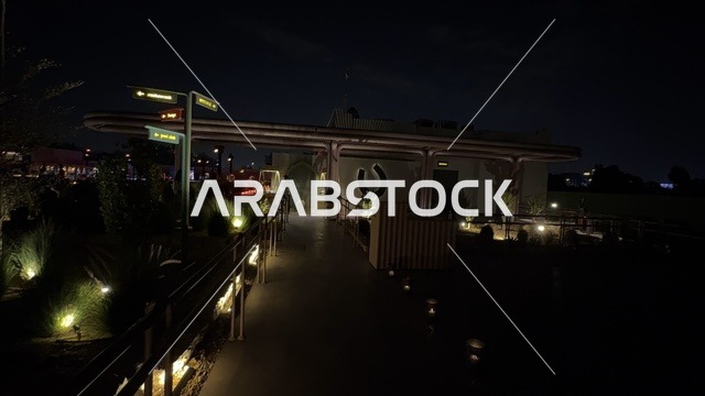 بارات وأكشاك متنوعة، فعاليات ترفيهية وتجارب عائلية، تجربة تسوق شتوية مميزة، بازار الشتاء بالرياض، المملكة العربية السعودية، يوم 12 من ديسمبر 2025 ، منتجات محلية وإبداعية، أجواء شتوية دافئة