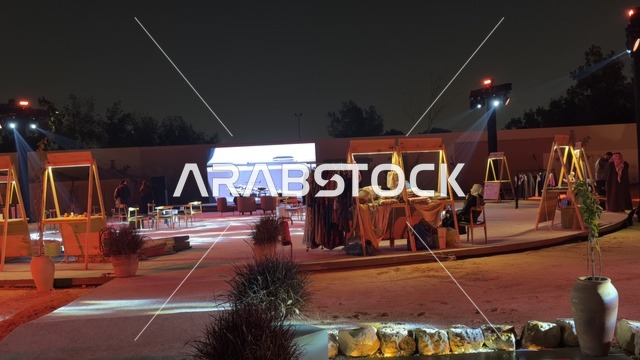 عروض متنوعة فى بازار الشتاء بالرياض، المملكة العربية السعودية، يوم 12 من ديسمبر 2025 ، منتجات محلية وإبداعية، تجربة تسوق شتوية مميزة، أكشاك ومطاعم مختلفة ، فعاليات ترفيهية وتجارب عائلية، أجواء شتوية دافئة