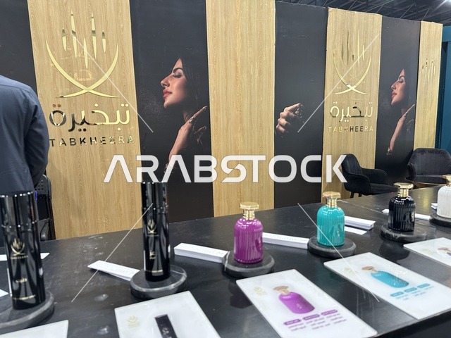 أجنحة متنوعة فى معرض المصممين والمصممات فى المنطقة الشرقية يوم 29 من ديسمبر 2025 ، المملكة العربية السعودية، منصة إبداعية للأزياء والتصميم،  إبراز الهوية والابتكار، تفاعل مباشر مع الزوار، تجارب تذوق مميزة، أجواء راقية داخل المعرض