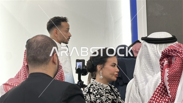 تفاعل مباشر مع الزوار فى معرض المصممين والمصممات فى المنطقة الشرقية يوم 29 من ديسمبر 2025 ، المملكة العربية السعودية، منصة إبداعية للأزياء والتصميم،  إبراز الهوية والابتكار، تجارب تذوق مميزة، أجواء راقية داخل المعرض