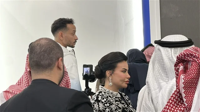 تفاعل مباشر مع الزوار فى معرض المصممين والمصممات فى المنطقة الشرقية يوم 29 من ديسمبر 2025 ، المملكة العربية السعودية، منصة إبداعية للأزياء والتصميم،  إبراز الهوية والابتكار، تجارب تذوق مميزة، أجواء راقية داخل المعرض