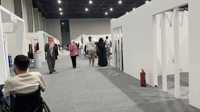 معرض المصممين والمصممات فى المنطقة الشرقية يوم 29 من ديسمبر 2025 ، المملكة العربية السعودية،  تفاعل مباشر مع الزوار ،  منصة إبداعية للأزياء والتصميم ، أحدث صيحات الموضة والإكسسوارات ، إبراز الهوية والابتكار، أجواء راقية داخل المعرض