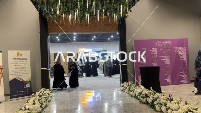 معرض المصممين والمصممات فى المنطقة الشرقية يوم 29 من ديسمبر 2025 ، المملكة العربية السعودية،  تفاعل مباشر مع الزوار ،  منصة إبداعية للأزياء والتصميم ، أحدث صيحات الموضة والإكسسوارات ، إبراز الهوية والابتكار، أجواء راقية داخل المعرض