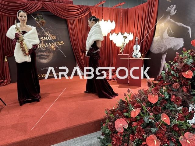 عرض تفاعلى حي  فى معرض المصممين والمصممات فى المنطقة الشرقية يوم 29 من ديسمبر 2025 ، المملكة العربية السعودية، إبراز الهوية والابتكار،  تفاعل مباشر مع الزوار ،  منصة إبداعية للأزياء والتصميم ،أجواء راقية داخل المعرض