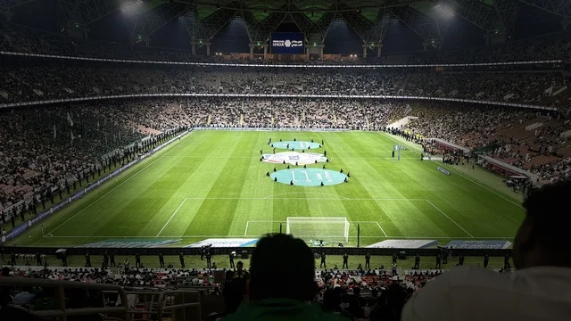 فوز فريق الاهلي، مباراة الأهلي و النصر يوم 2 يناير 2026 في دوري روشن السعودي، ملعب مدينة الملك عبدالله الرياضية (الجوهرة المشعة) في جدة