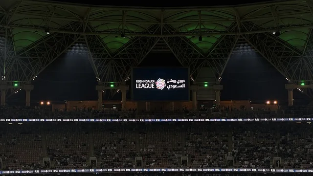 حماس الجمهور والمشجعين، فوز فريق الاهلي، مباراة الأهلي و النصر يوم 2 يناير 2026 في دوري روشن السعودي، ملعب مدينة الملك عبدالله الرياضية (الجوهرة المشعة) في جدة