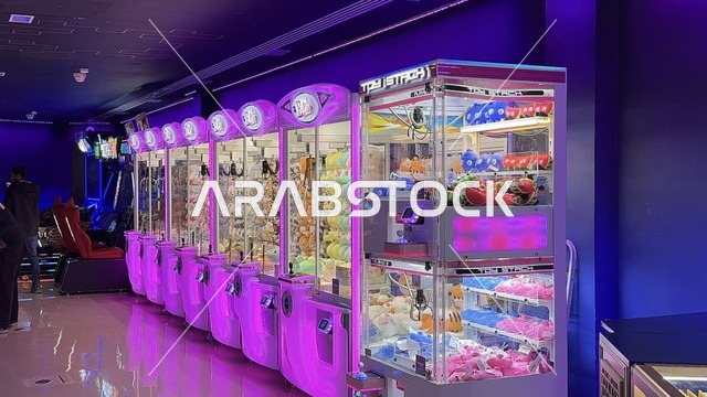 العاب الاركيد المسلية، اكبر مشروع عملاق لمدينة ترفيهية تحمل علامة ستة أعلام التجارية في السعودية، أول منتزه ترفيهي لستة أعلام خارج أميركا الشمالية، مدينة 6 فلاجز القدية في ثاني يوم من الافتتاح 1 يناير 2026 ، استراتيجية رؤية السعودية 2030