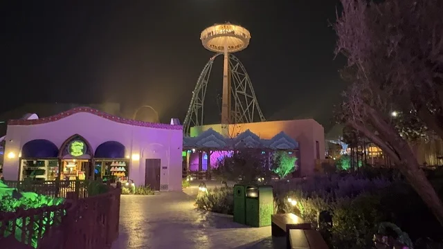 العاب الاطفال المسلية، اكبر مشروع عملاق لمدينة ترفيهية تحمل علامة ستة أعلام التجارية في السعودية، أول منتزه ترفيهي لستة أعلام خارج أميركا الشمالية، مدينة 6 فلاجز القدية في ثاني يوم من الافتتاح 1 يناير 2026 ، استراتيجية رؤية السعودية 2030