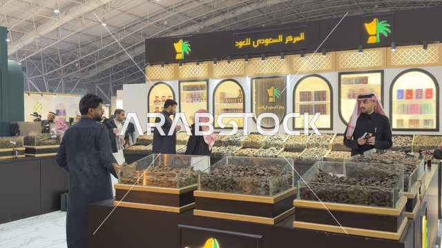 المركز السعودي للعود في معرض العود الأزرق والعطور الدولي في الرياض أُقيمت من ديسمبر 2025 - يناير 2026 في المملكة العربية السعودية، تقدم تجربة حسية تشمل التسوق والتعلم عن صناعة العطور وورش العمل، فعاليات سنوية كبرى