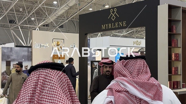 نخبة من العلامات التجارية المحلية والعالمية في معرض العود الأزرق والعطور الدولي في الرياض أُقيمت من ديسمبر 2025 - يناير 2026 في المملكة العربية السعودية،  فعاليات سنوية كبرى، تقدم تجربة حسية تشمل التسوق والتعلم عن صناعة العطور وورش العمل