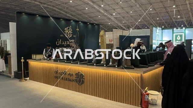 عود العيدان علامة تجارية معرض العود الأزرق والعطور الدولي في الرياض أُقيمت من ديسمبر 2025 - يناير 2026 في المملكة العربية السعودية،  فعاليات سنوية كبرى، تقدم تجربة حسية تشمل التسوق والتعلم عن صناعة العطور وورش العمل