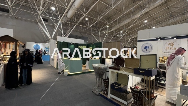 1767102304a2rHGZREb7