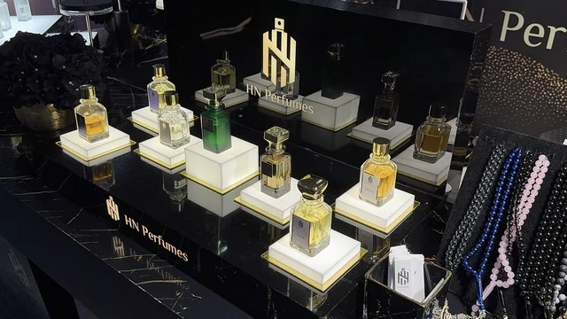 The Hamsa store offers a distinctive selection of the finest perfumes, a sensory experience that includes shopping and learning about the perfume industry and workshops. The Blue Oud and International Perfume Exhibition in Riyadh was held from December 2025 to January 2026 in the Kingdom of Saudi Arabia, featuring major annual events.