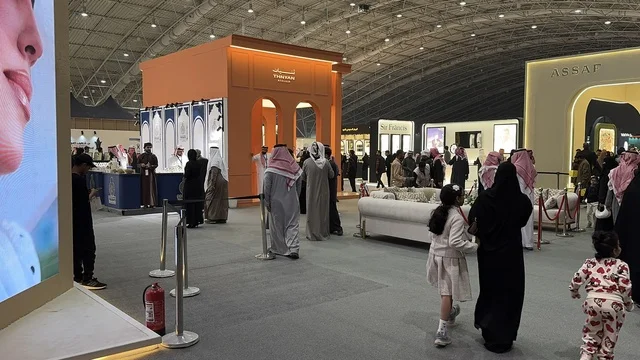 Riyadh International Convention and Exhibition Center, a sensory experience that includes shopping and learning about the perfume industry and workshops, the Blue Oud and International Perfume Exhibition in Riyadh was held from December 2025 to January 2026 in the Kingdom of Saudi Arabia, major annual events.