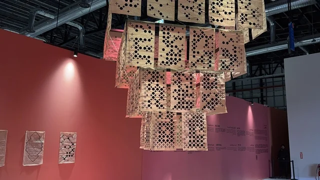 A joint art exhibition, performing and musical arts reflecting cultural and civilizational exchange, an event between two cultures (Saudi Arabia and China) at the Al-Malfa Hall in the city of Misk, Riyadh, on December 24, 2025, Chinese street experience, joint art exhibition, live artistic performances.