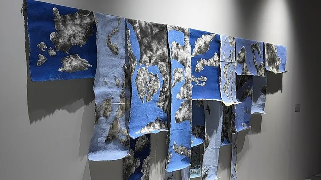 A complete visual experience, a joint art exhibition, performing and musical arts reflecting cultural and civilizational exchange, an event between two cultures (Saudi Arabia and China) at the Al-Malfa Hall in the Misk City in Riyadh on December 24, 2025, the Chinese street experience, a joint art exhibition, live artistic performances.